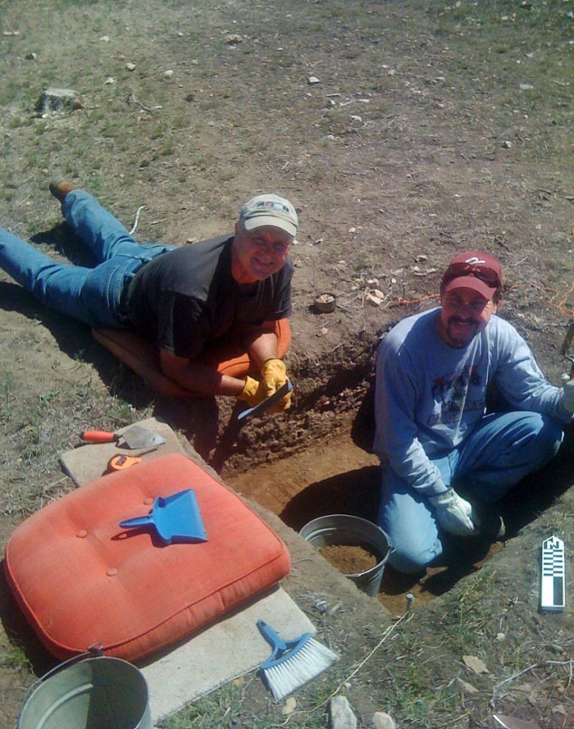 2014 Field & Lab Techniques Course - Hill Country Archeological Association
